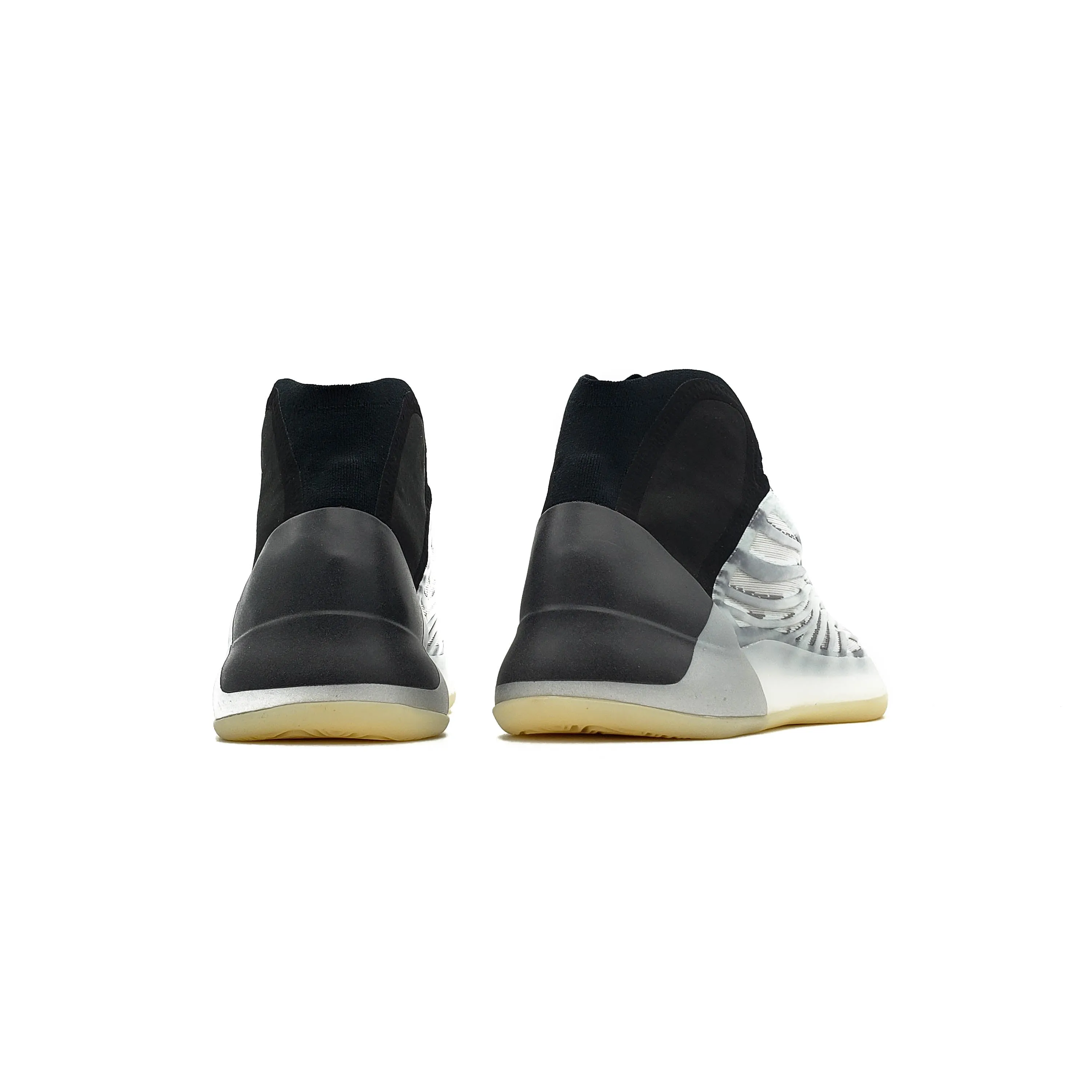 ADIDAS YEEZY QNTM BSKTBL PERFORMANCE BASKETBALL MODEL 2020