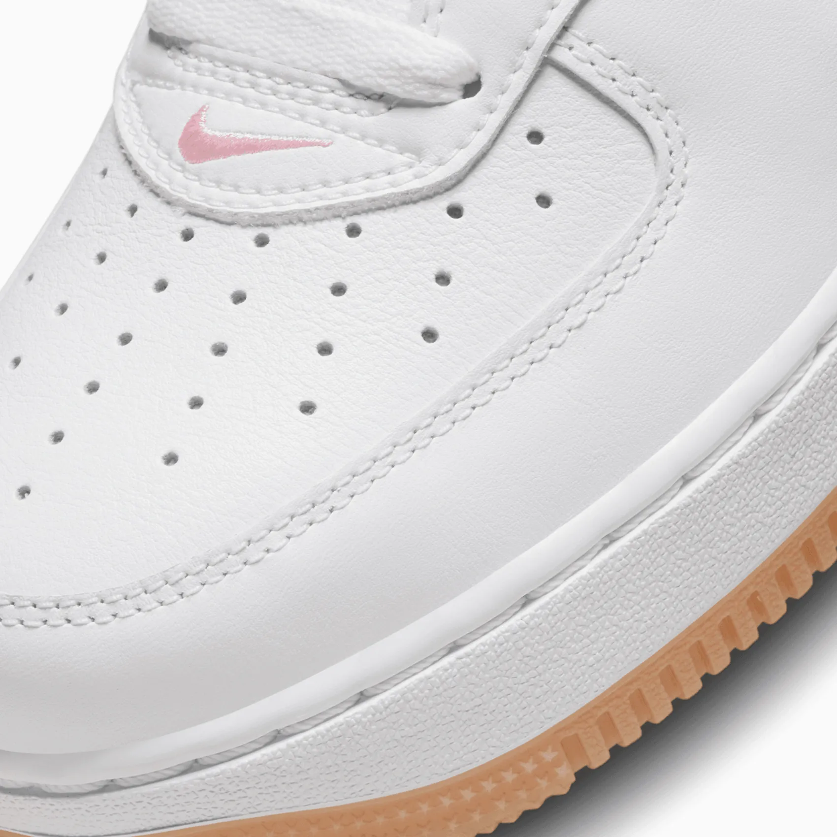 Air Force 1 Low Retro - White/Pink-Gum Yellow