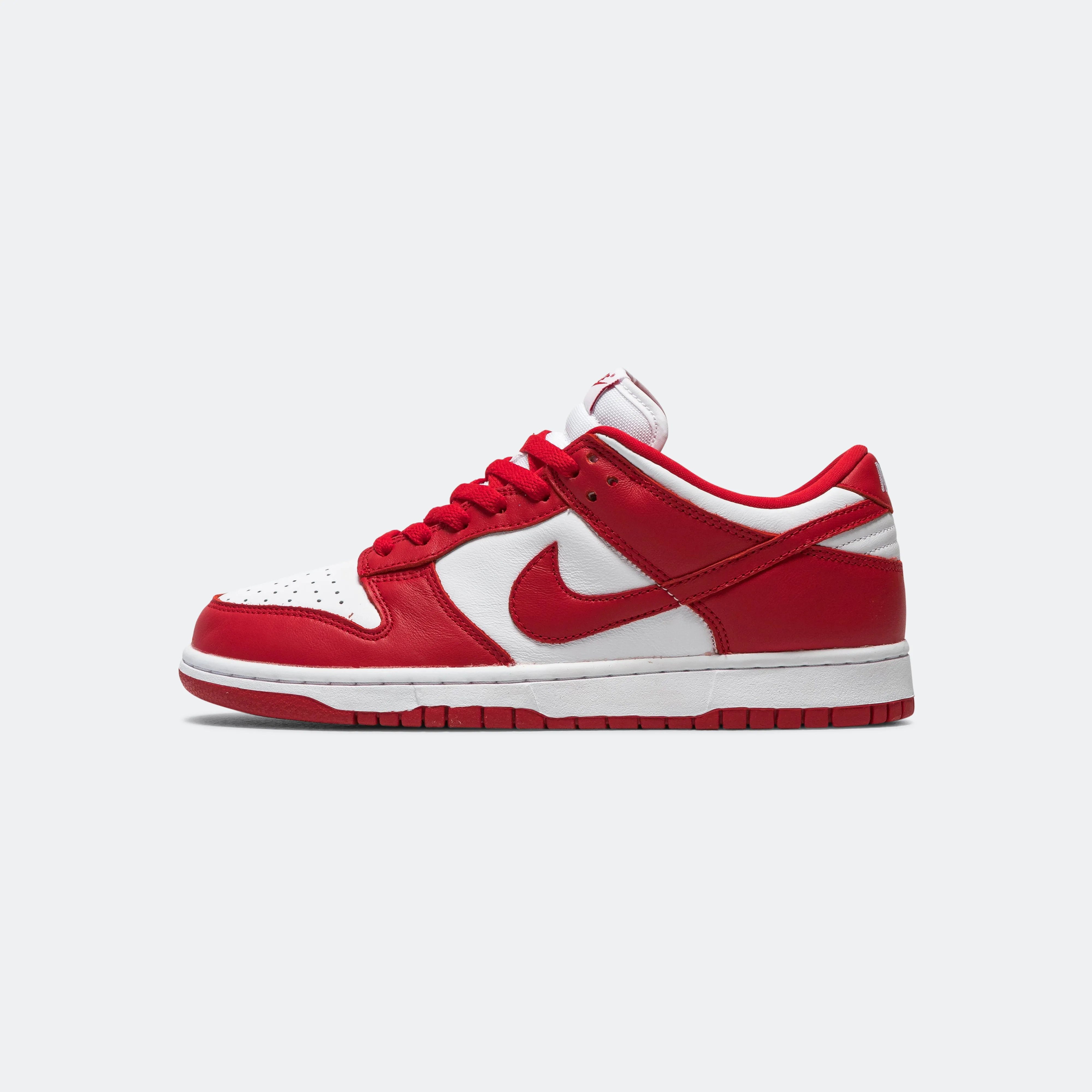 Dunk Low SP - White/University Red