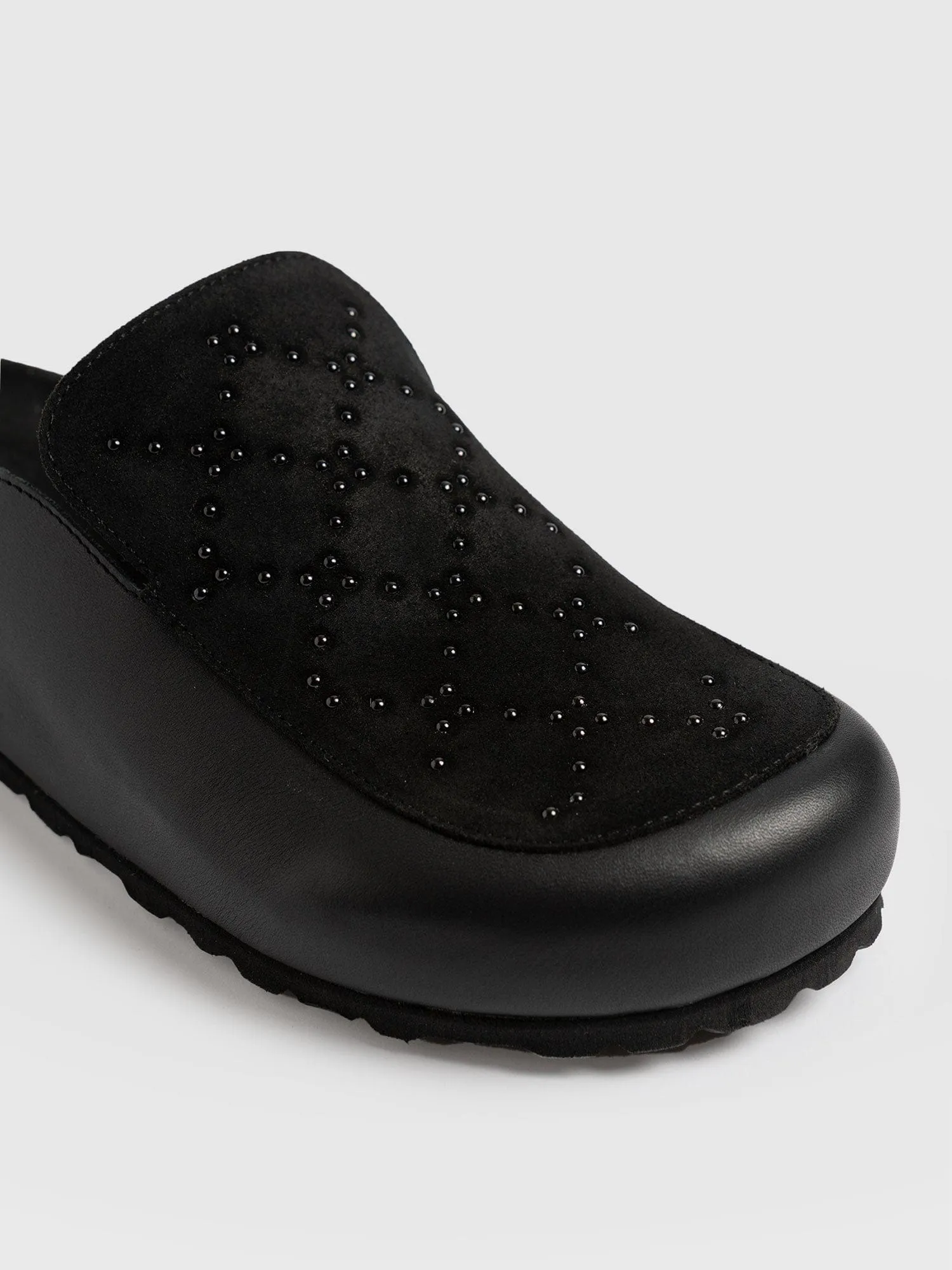 Lottie Studded Clogs - Black