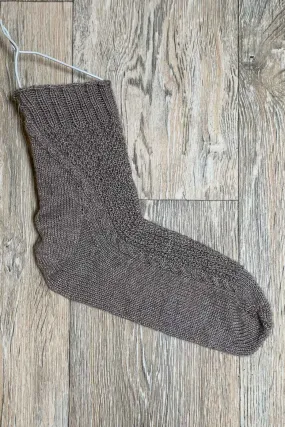 Pattern: The Cabled Finn (winter socks)